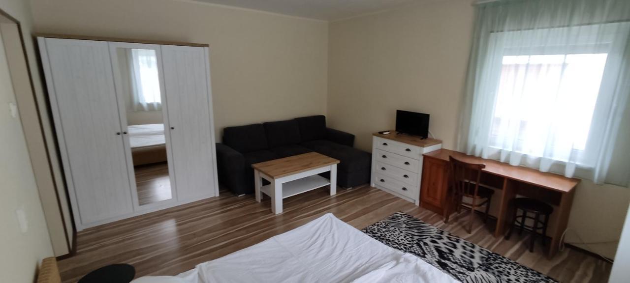 巴拉顿菲赖德Lila Fuge Apartman公寓 外观 照片