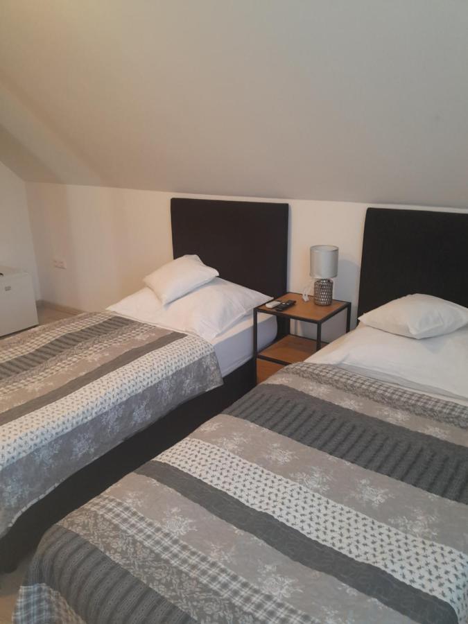 巴拉顿菲赖德Lila Fuge Apartman公寓 外观 照片