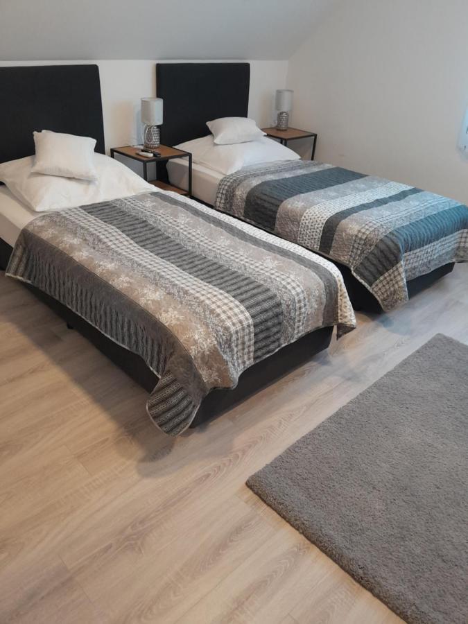 巴拉顿菲赖德Lila Fuge Apartman公寓 外观 照片